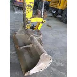 Escavatore cingolato komatsu pc 50 mr2