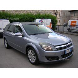 OPEL Astra 1.9 cdti 120cv. SW Cosmo - 12 / 2005