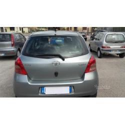 Toyota Yaris 1.3 sol vvt-i 5/o luxury pak