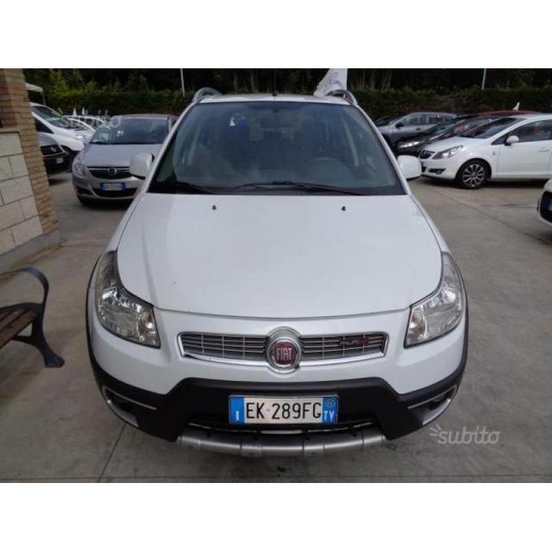 FIAT Sedici 2.0 MJT 16V DPF 4x4 Emotion