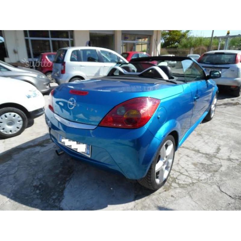 OPEL Tigra TwinTop - 2005