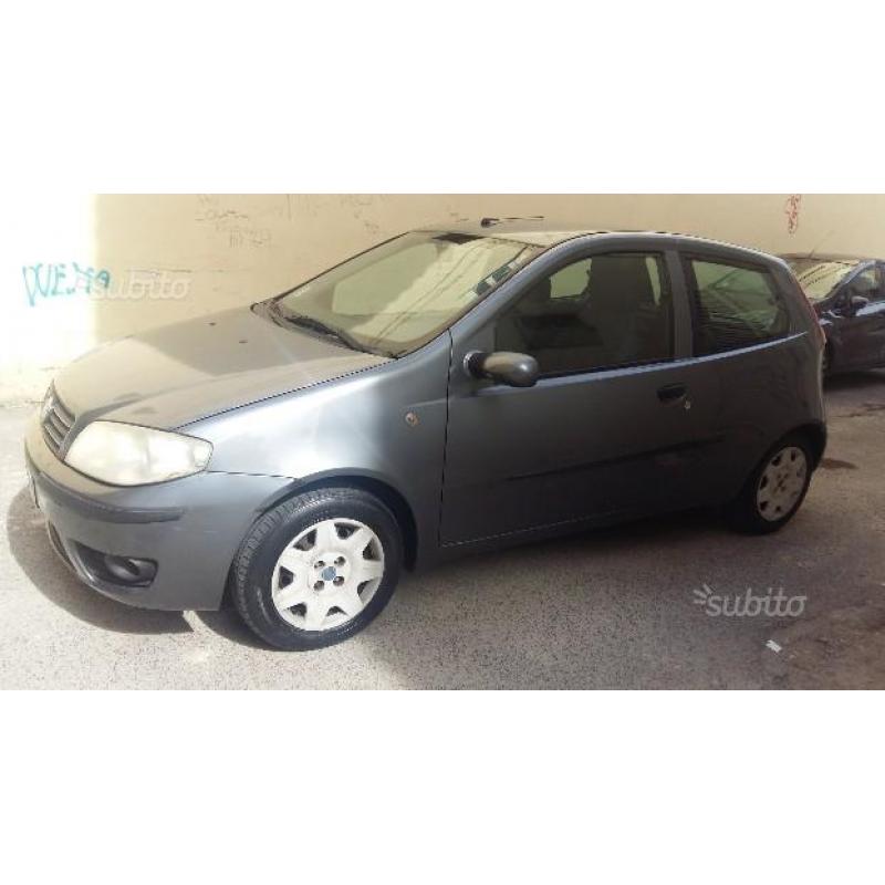 FIAT Punto - 2004