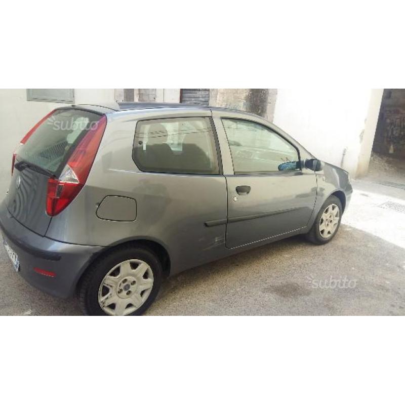 FIAT Punto - 2004