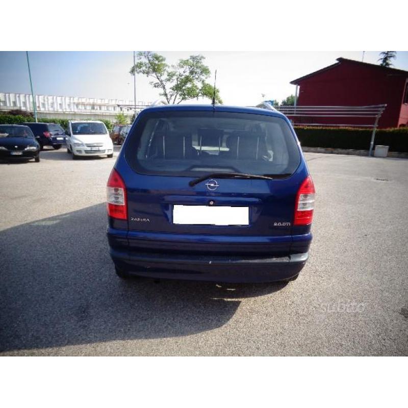 Opel Zafira 2.0 16V DTI cat Elegance