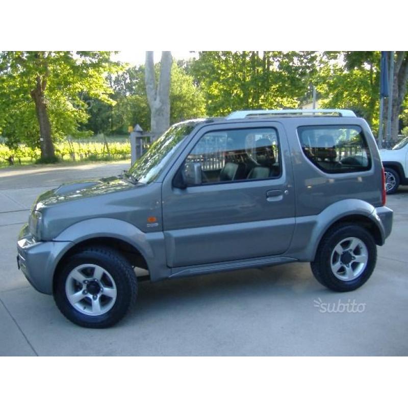 SUZUKI Jimny - 2008