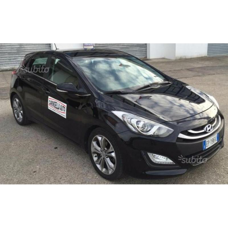 HYUNDAI i30 STYLE Automatica con km.79.000 certif