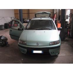 Fiat Punto 1.2i Benzina 16V cat 3 porte - 2001