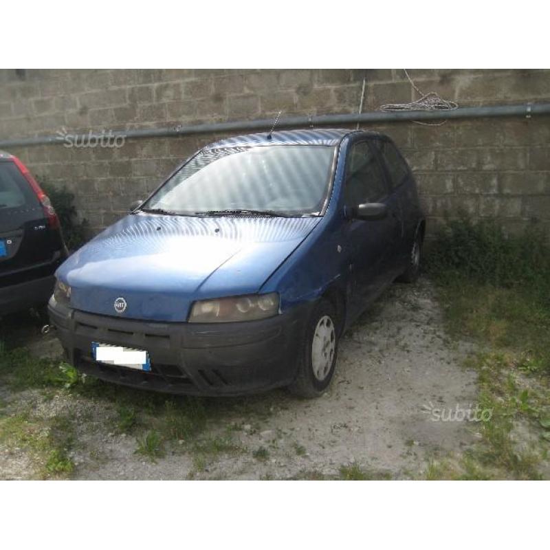 Fiat Punto 1.2i Benzina 16V cat 3 porte - 2001