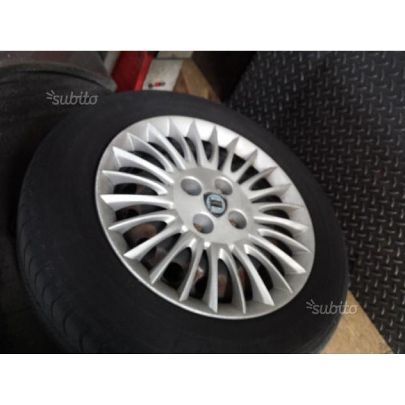 Gomme 185 65 14