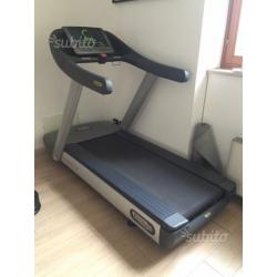 Tapis roulant technogym run excite 700