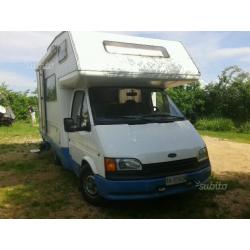 Ford transit 2.5 6 posti