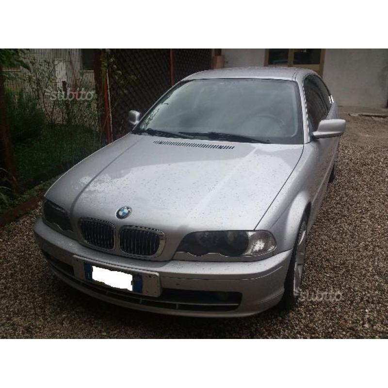 BMW Serie 3 (E46) - 2001