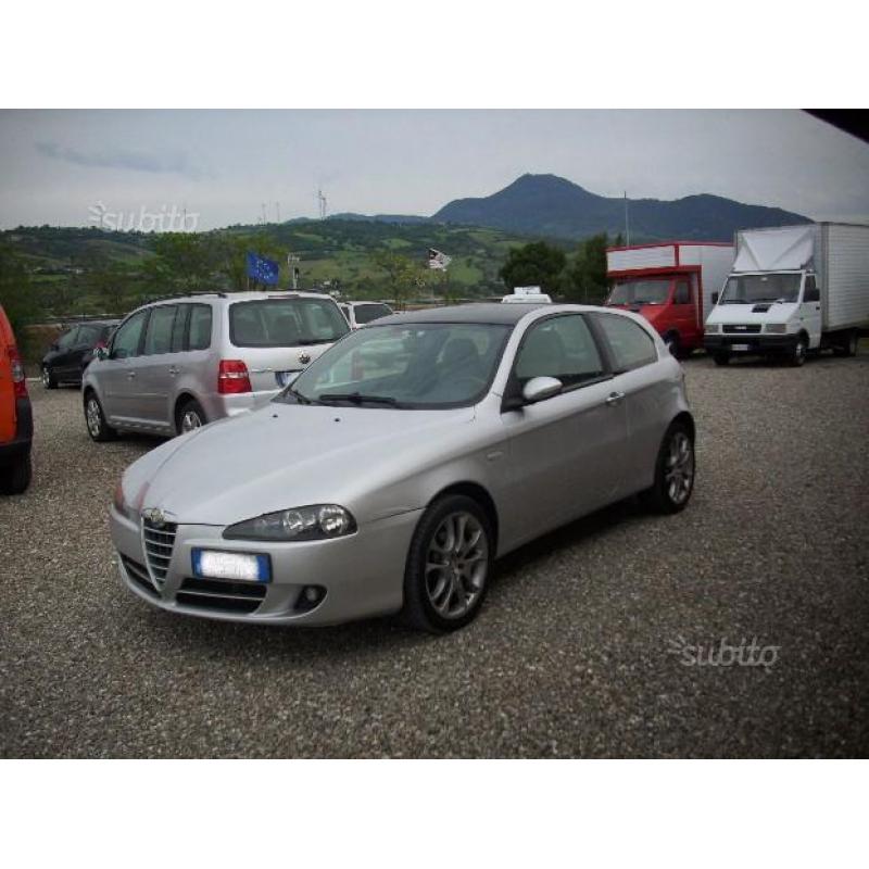 ALFA ROMEO 147 2ª serie mjt sport- 2007