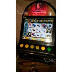 Slot machine per uso domestico