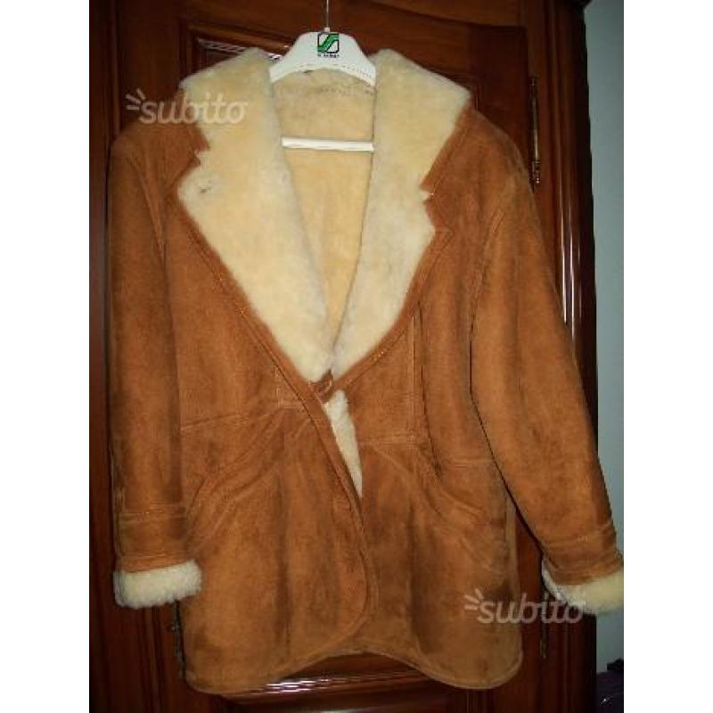 Giacca marron chiaro in pelle di montone Shearling