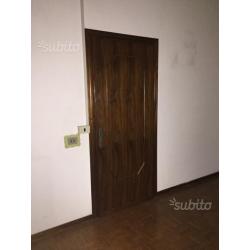 Porte in legno complete