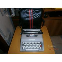 Macchina da scrivere anni 80 90 Olivetti lettera35