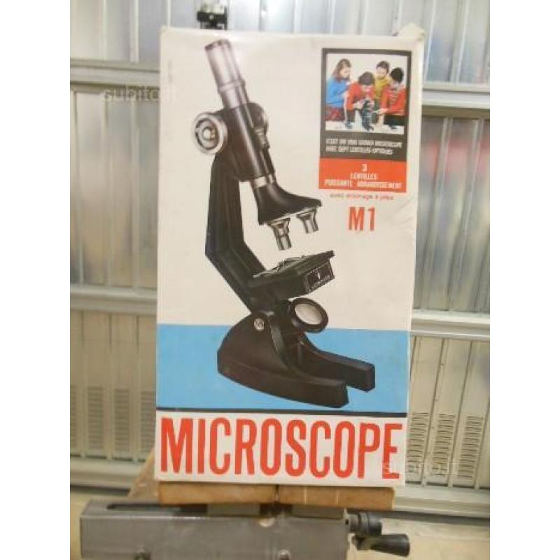 Microscopio giocattolo vintage anni 70