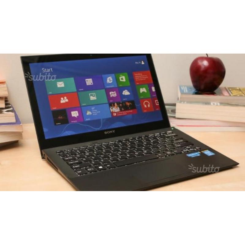 Portatile Sony VAIO 13,3", i2330m, 8 GB RAM, 500 g