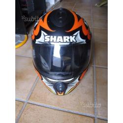 Casco Shark