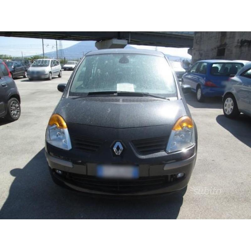 RENAULT Modus 1.2 confort