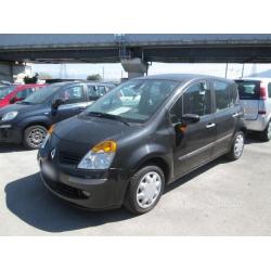 RENAULT Modus 1.2 confort