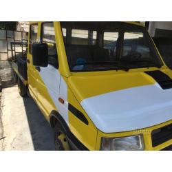 Carroattrezzi Iveco Daily con forca - accessoriato