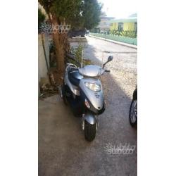 Kymco Movie 150 pochi km anno 2004 grigio