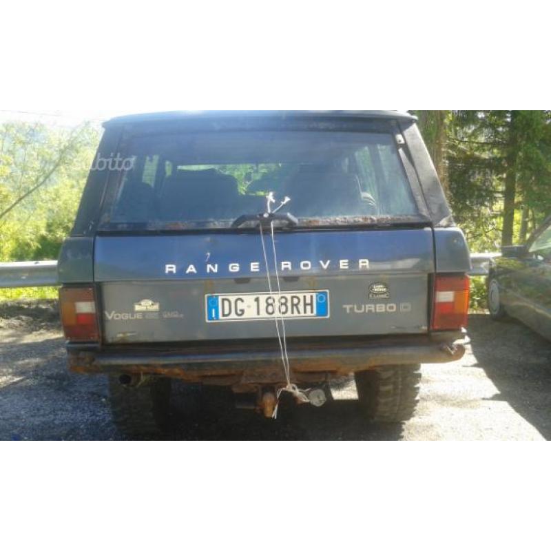 Range Rover putrefatto