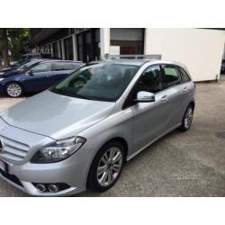 MERCEDES-BENZ B 180 CDI BlueEFFICIENCY Executive