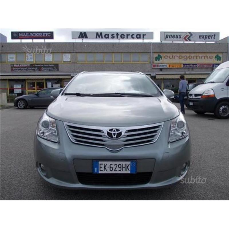 TOYOTA Avensis 2.0 D-4D Wagon Sol