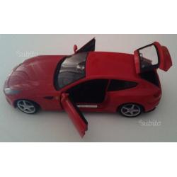 Ferrari ff hot wheels heritage 1/18 nuova