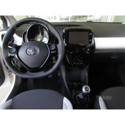 TOYOTA Aygo 1.0B M 5P X-Play