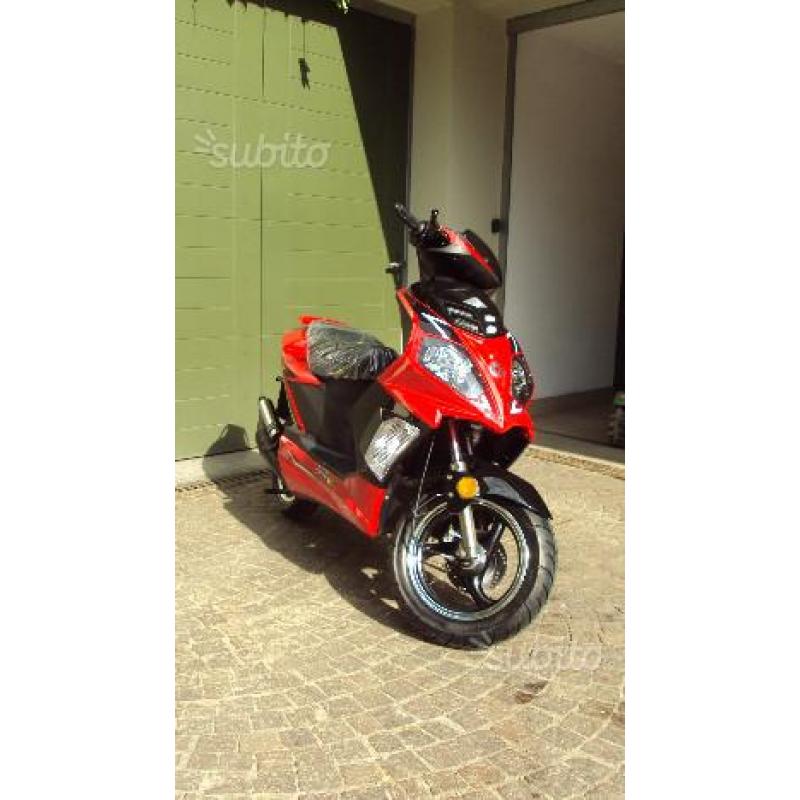 Scooter Speedfire 50 ROSSO - 2016