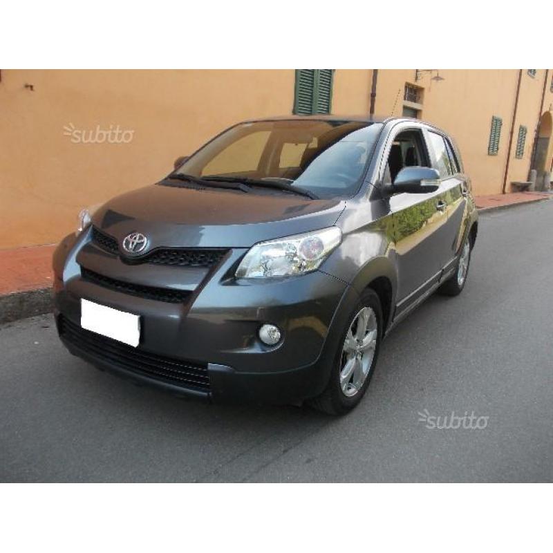 TOYOTA Urban Cruiser 1.3 Sol - 2010