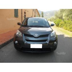 TOYOTA Urban Cruiser 1.3 Sol - 2010