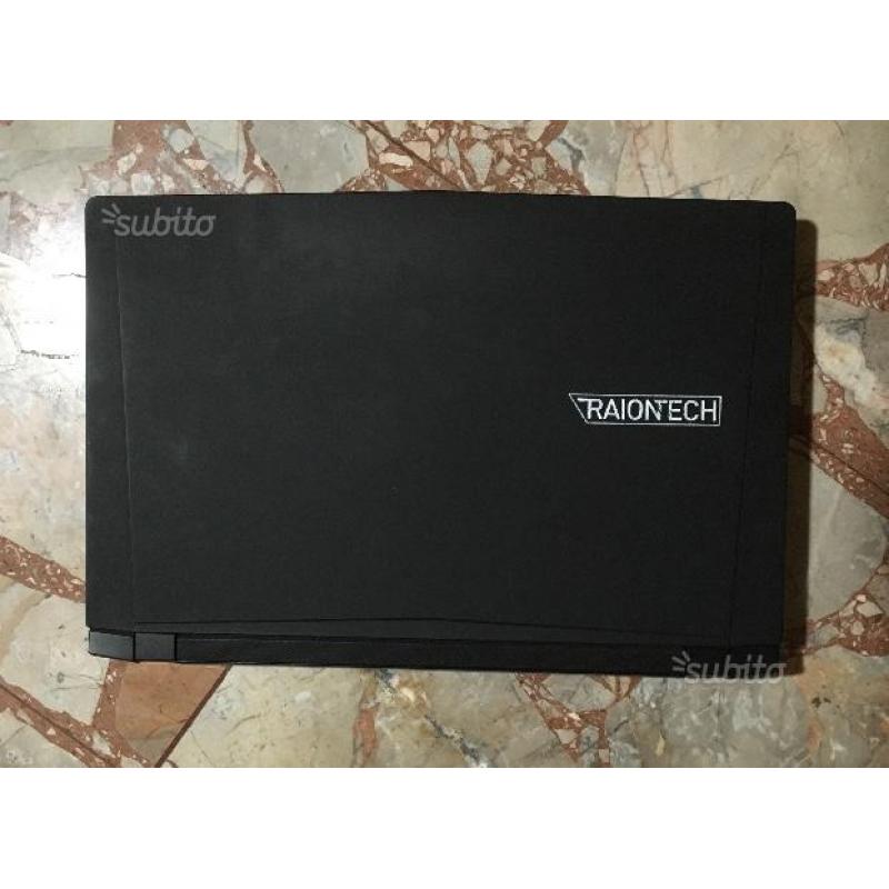 RaionBook DX1 PC portatile gaming;notebook gtx970m