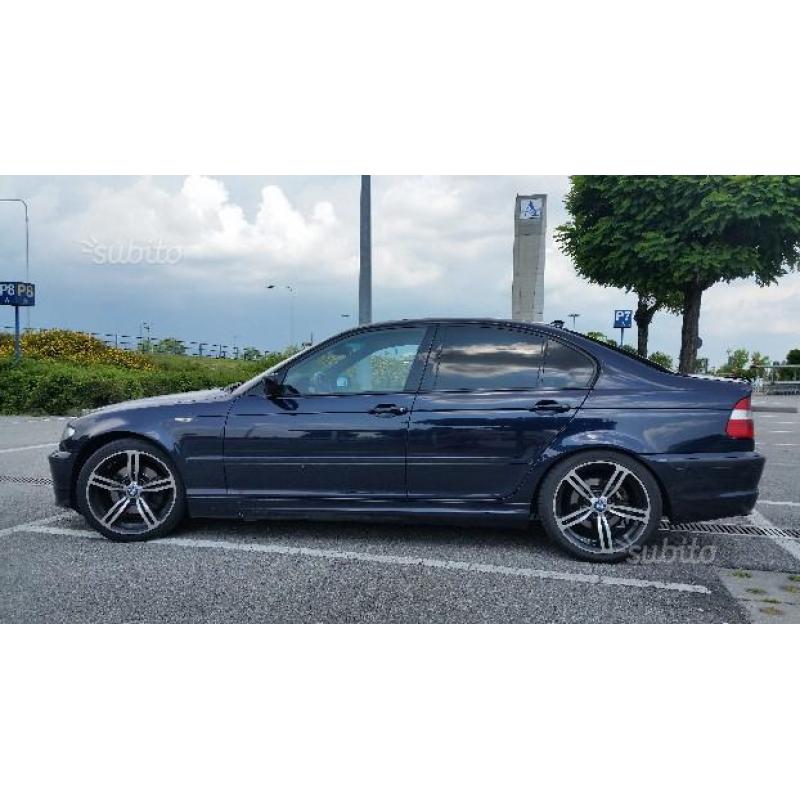 BMW Serie 3 (E46) - 2004 M-PACKET