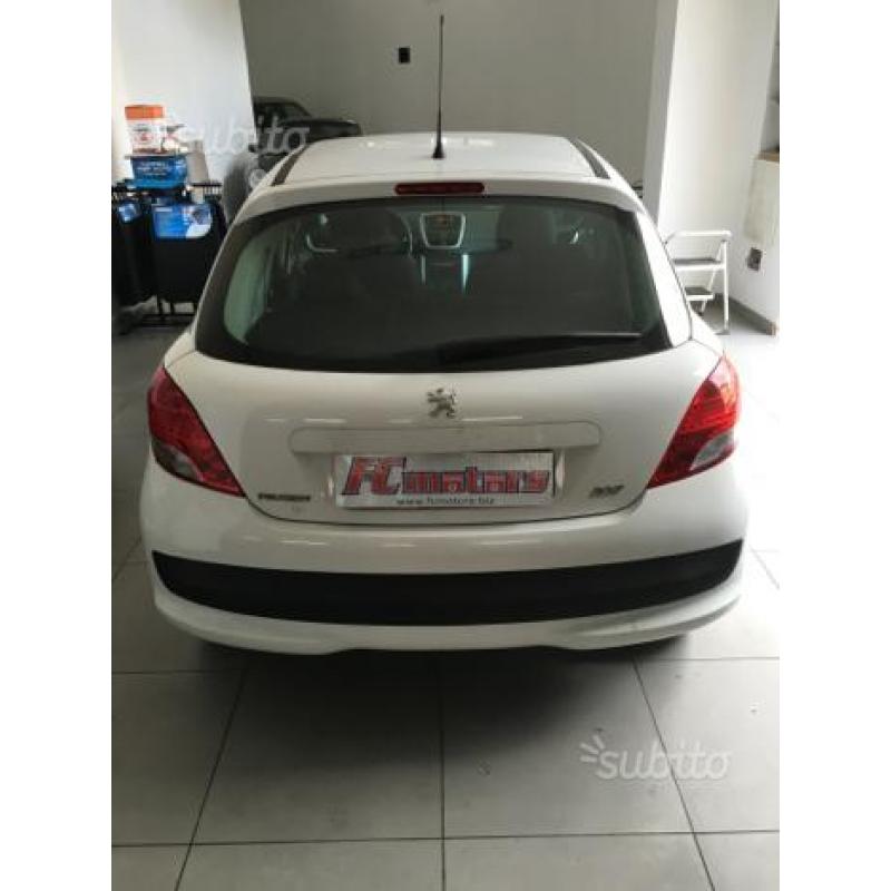 Peugeot 207 1.4 Hdi