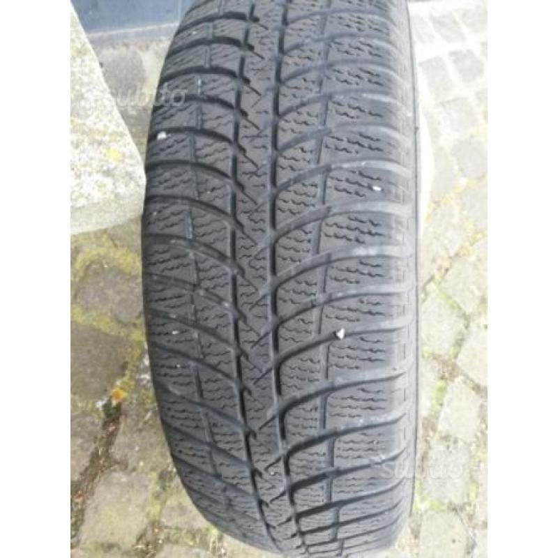 N. 4 gomme kumho 185-65-14 86 T