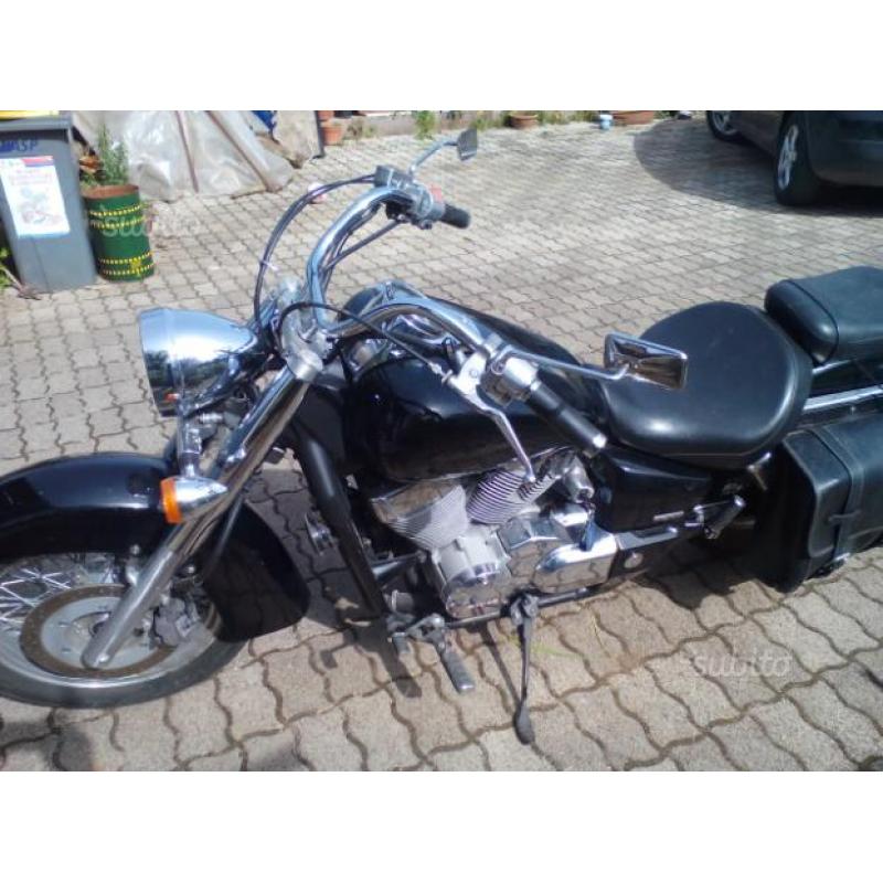 Honda shadow 750