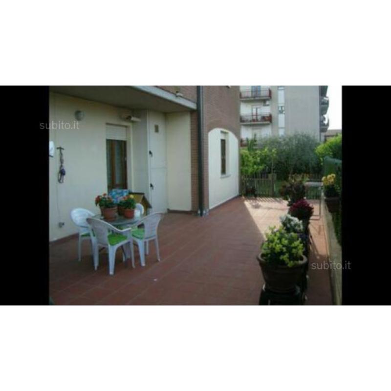 Trilocale con giardino e garage Bastia Umbra