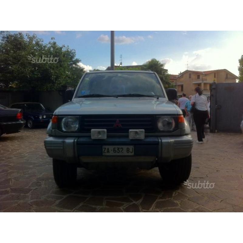 Mitsubishi pajero gls