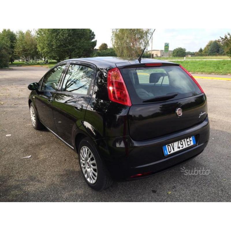 Fiat grande punto 1200 09