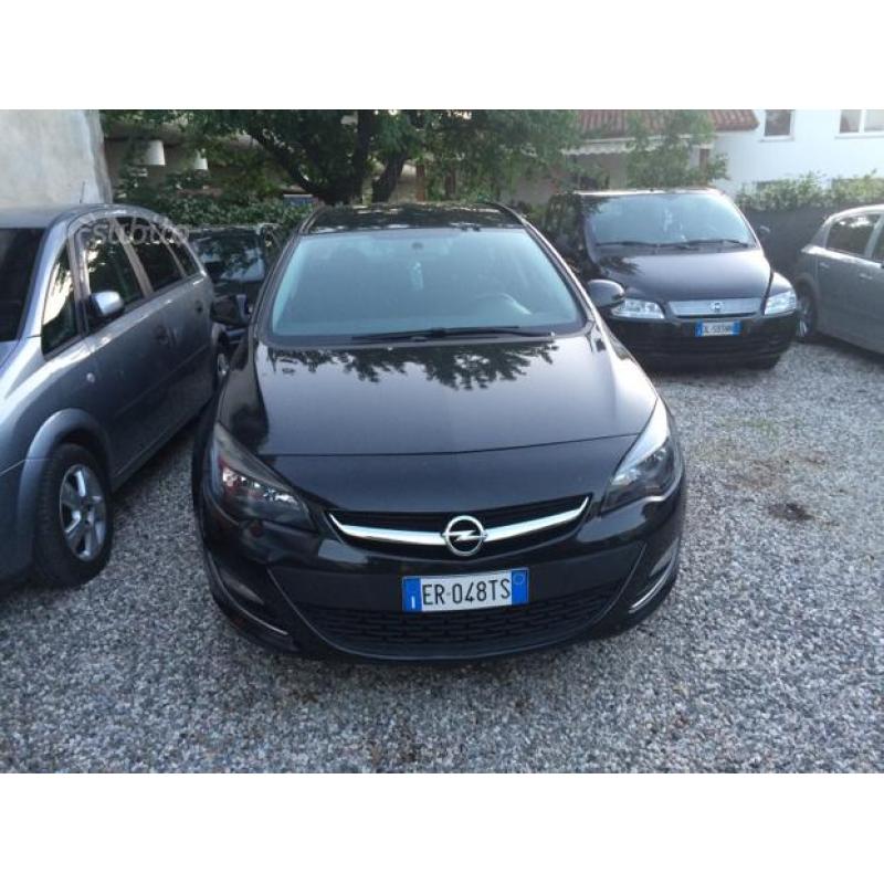 Opel Astra 1.7 CDTI 110cv REGALO passaggio