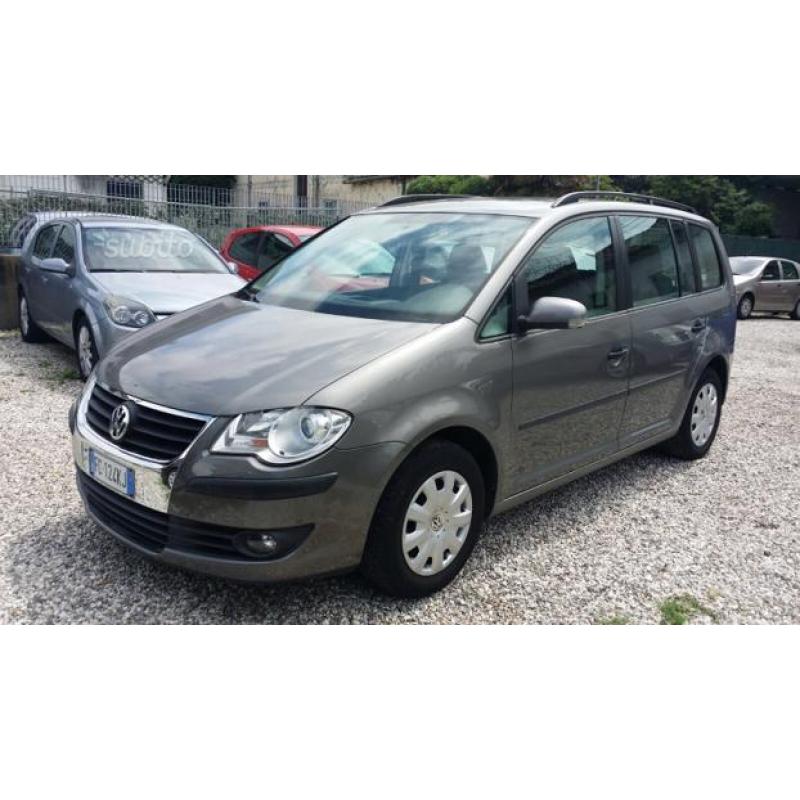 Vw.touran 1.6 16v 102cv con GPL REGALO passaggio