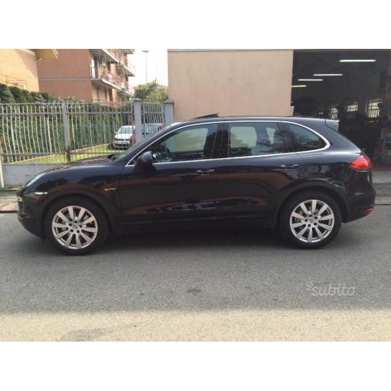 PORSCHE Cayenne S HYBRID