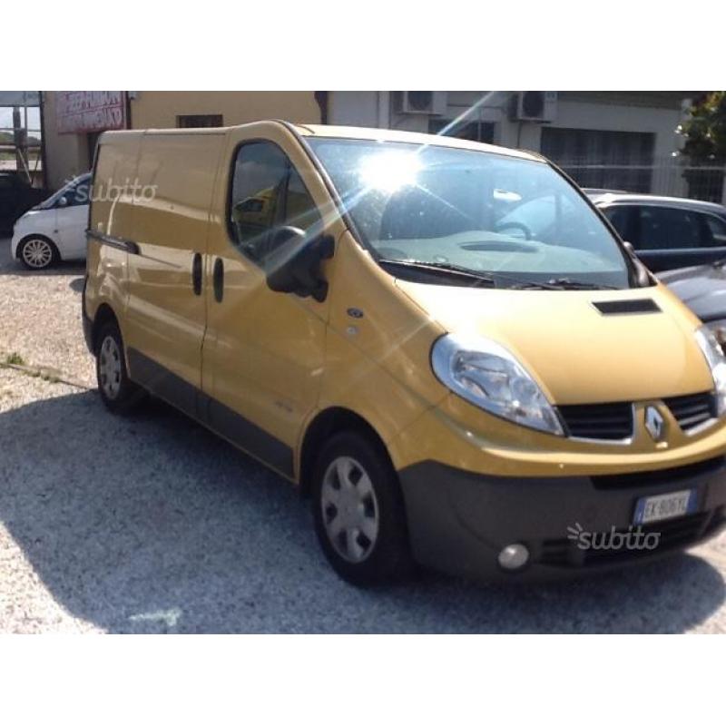 RENAULT Van Trafic Ice