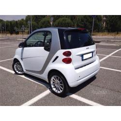 Smart forTwo 1000 52 kW MHD coupé passion