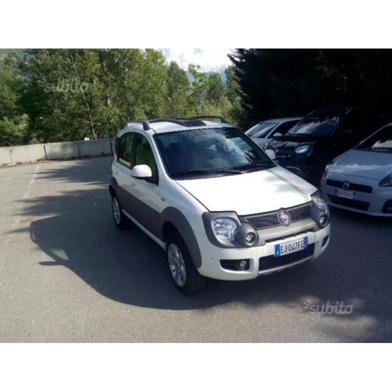 FIAT Panda 1.3 MJT 16V DPF 4x4 Cross